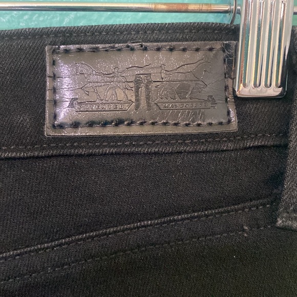 LEVI’S 721 | SKINNY JEANS | W26 L32 | NWOT - Picture 4 of 5